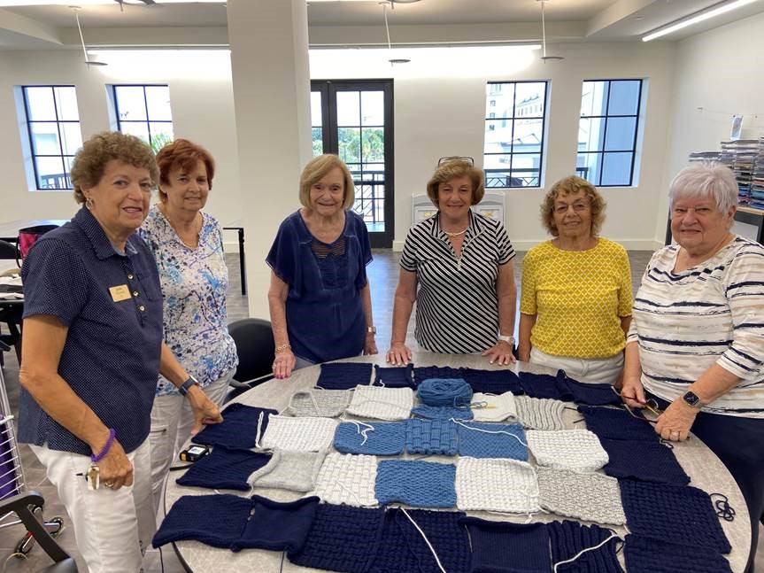 Knitting Club for Lisbet HC